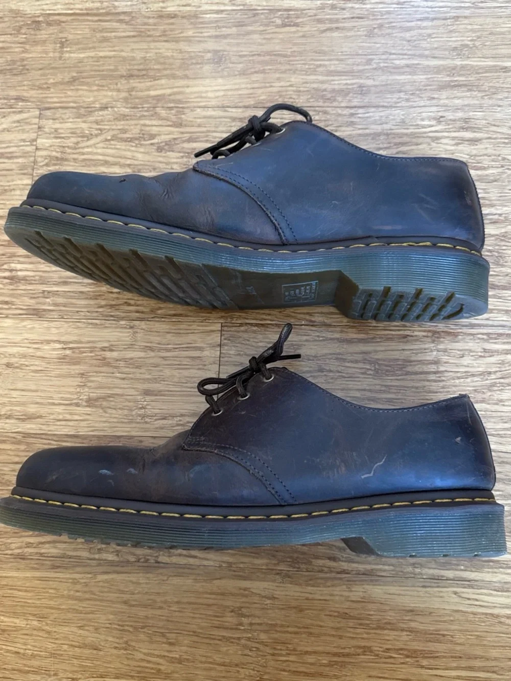 Dr. Martens Men’s Brown Leather 3-Eye Derby Shoes size 13